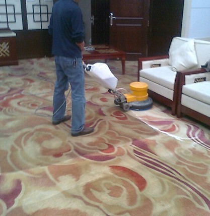 南昌保洁公司告诉你如何清洁地毯上的油
