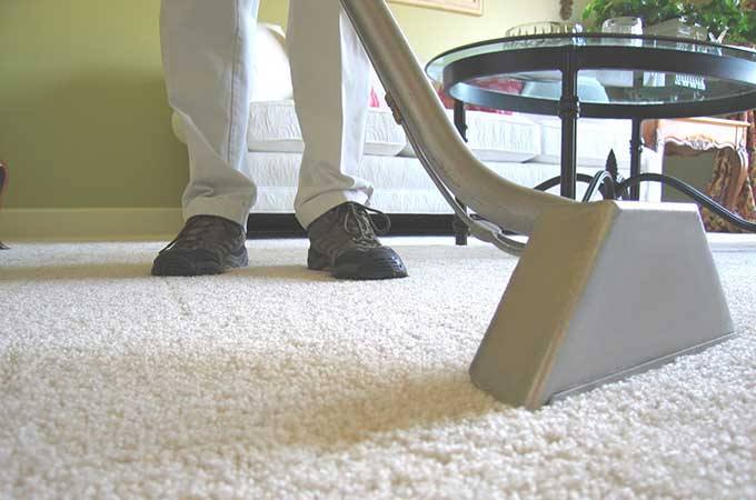 南昌保洁公司介绍清洗地毯的四大因素