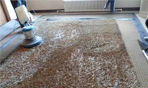 南昌保洁公司分享使用地毯过程主要事项