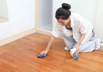 竹地板如何清洁保养而不伤地板